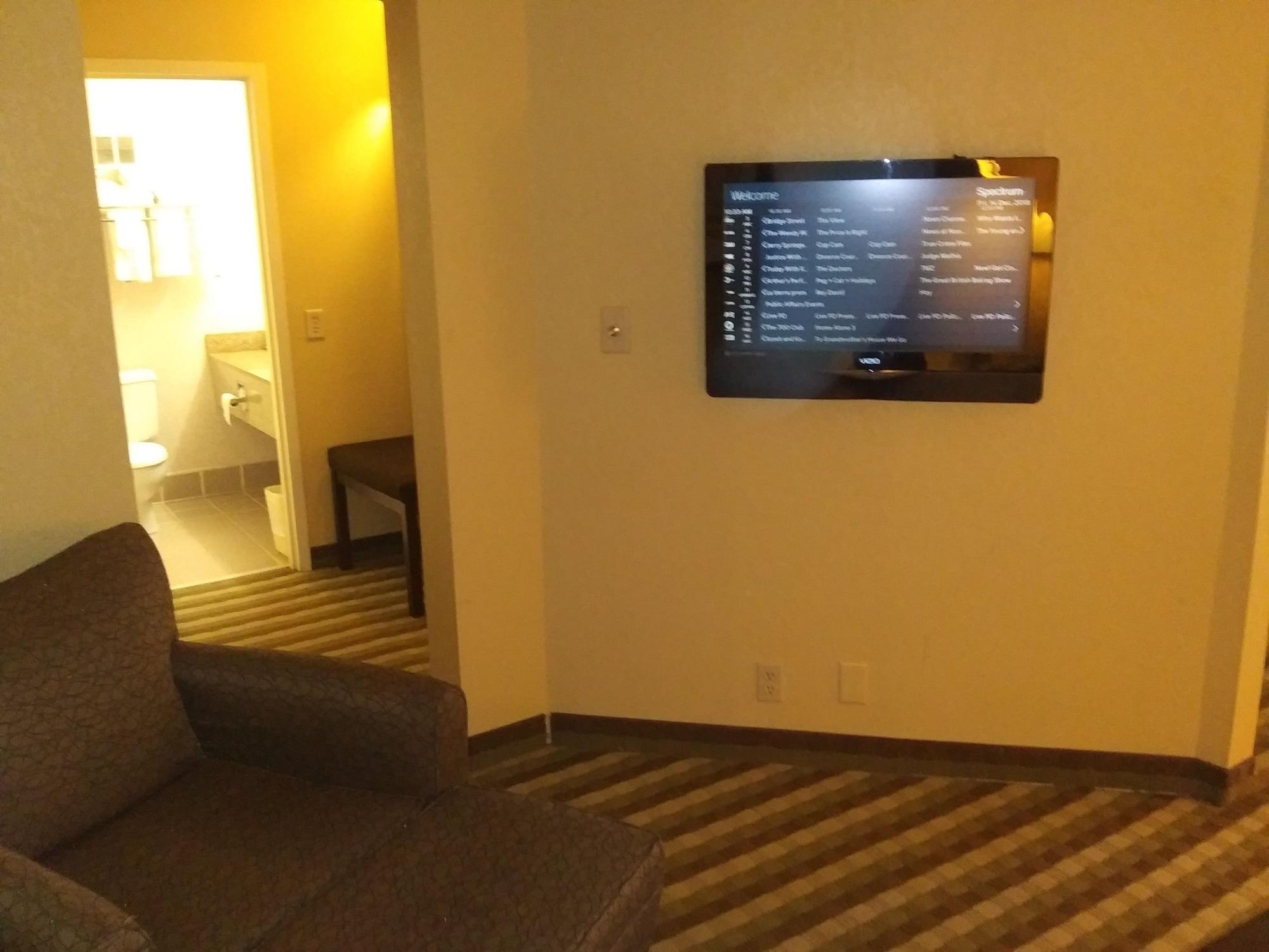 Quality Inn And Suites Fairgrounds - Syracuse Seneca Knolls Buitenkant foto