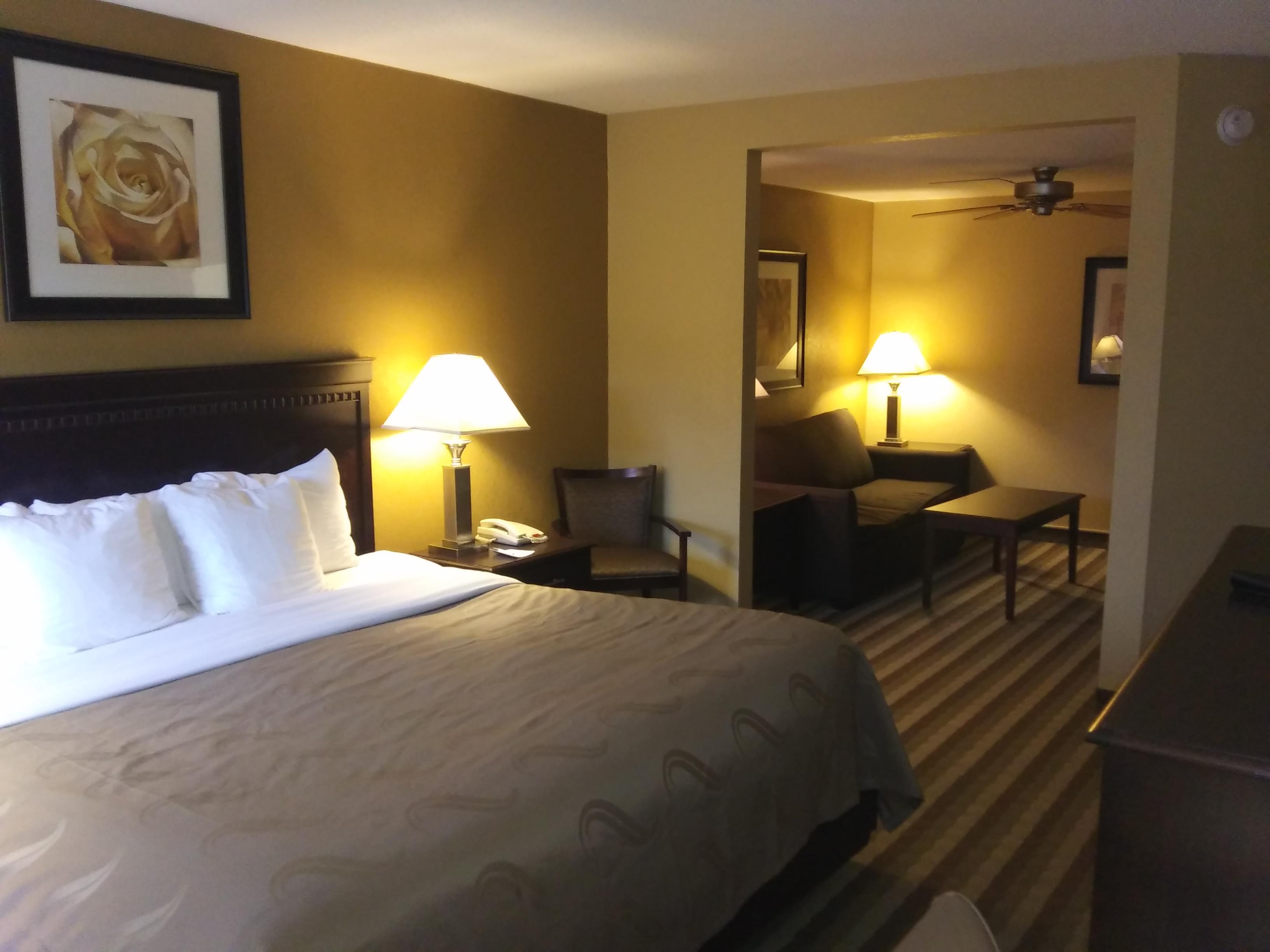 Quality Inn And Suites Fairgrounds - Syracuse Seneca Knolls Buitenkant foto
