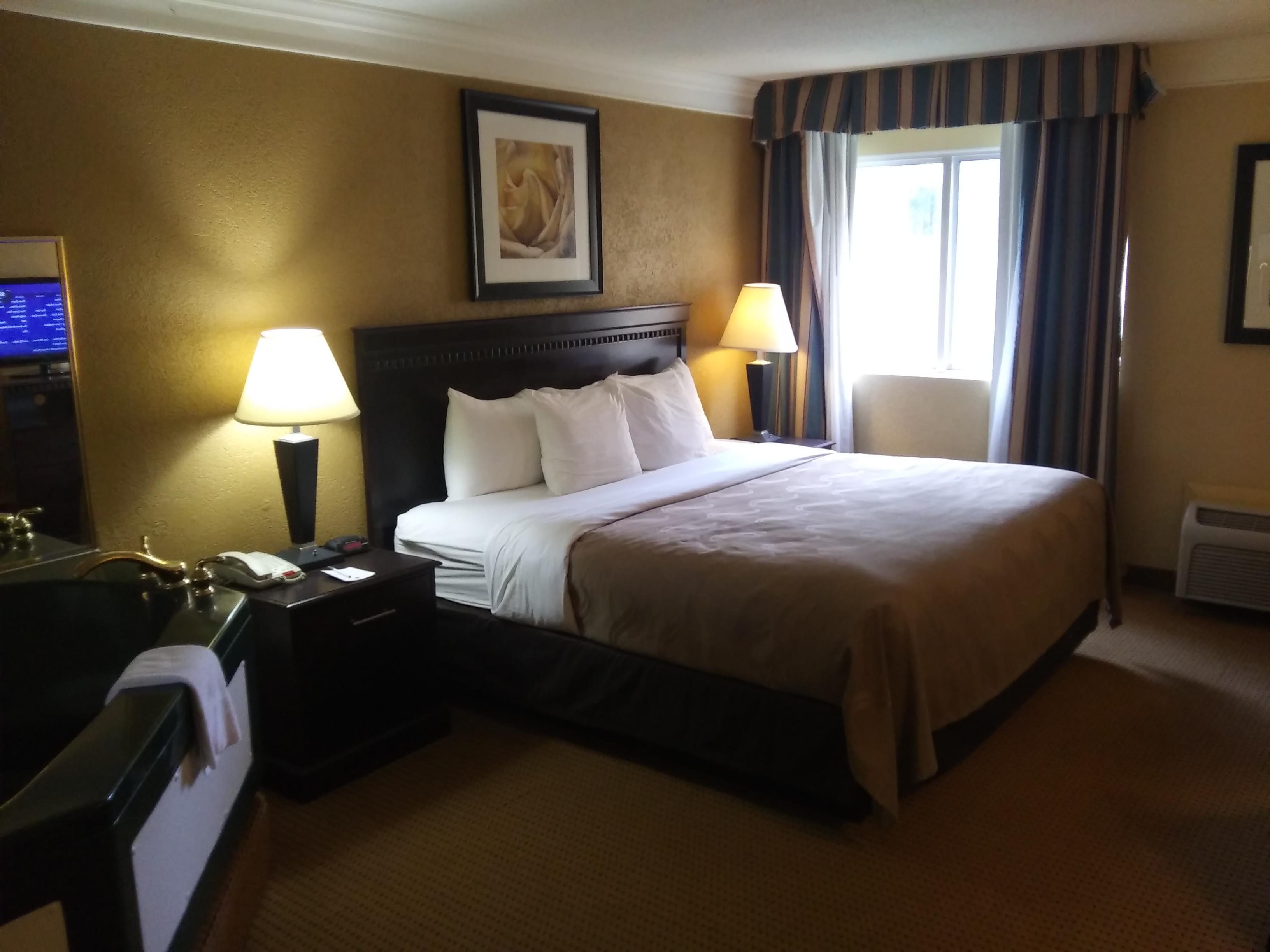 Quality Inn And Suites Fairgrounds - Syracuse Seneca Knolls Buitenkant foto