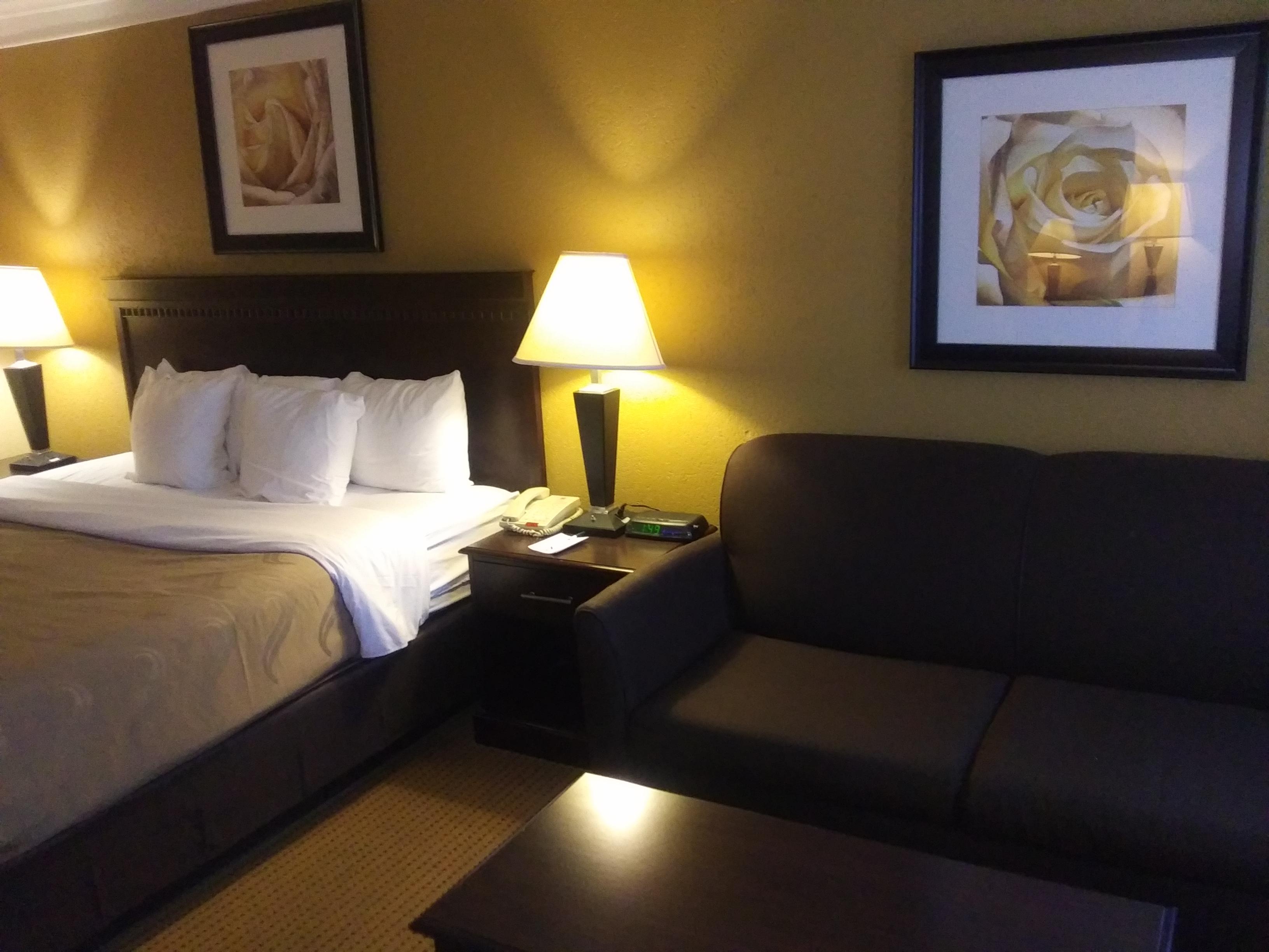 Quality Inn And Suites Fairgrounds - Syracuse Seneca Knolls Buitenkant foto