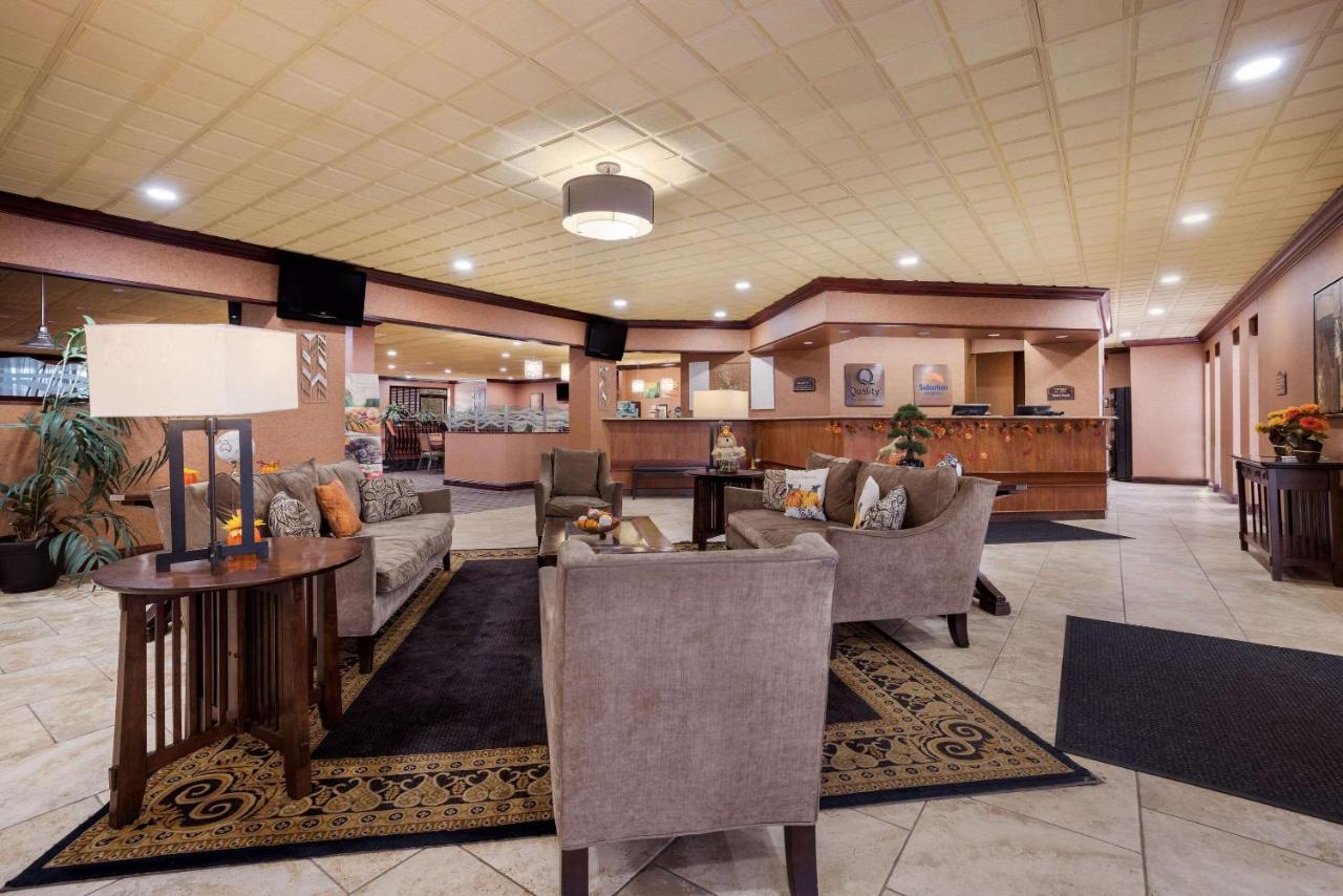 Quality Inn And Suites Fairgrounds - Syracuse Seneca Knolls Buitenkant foto